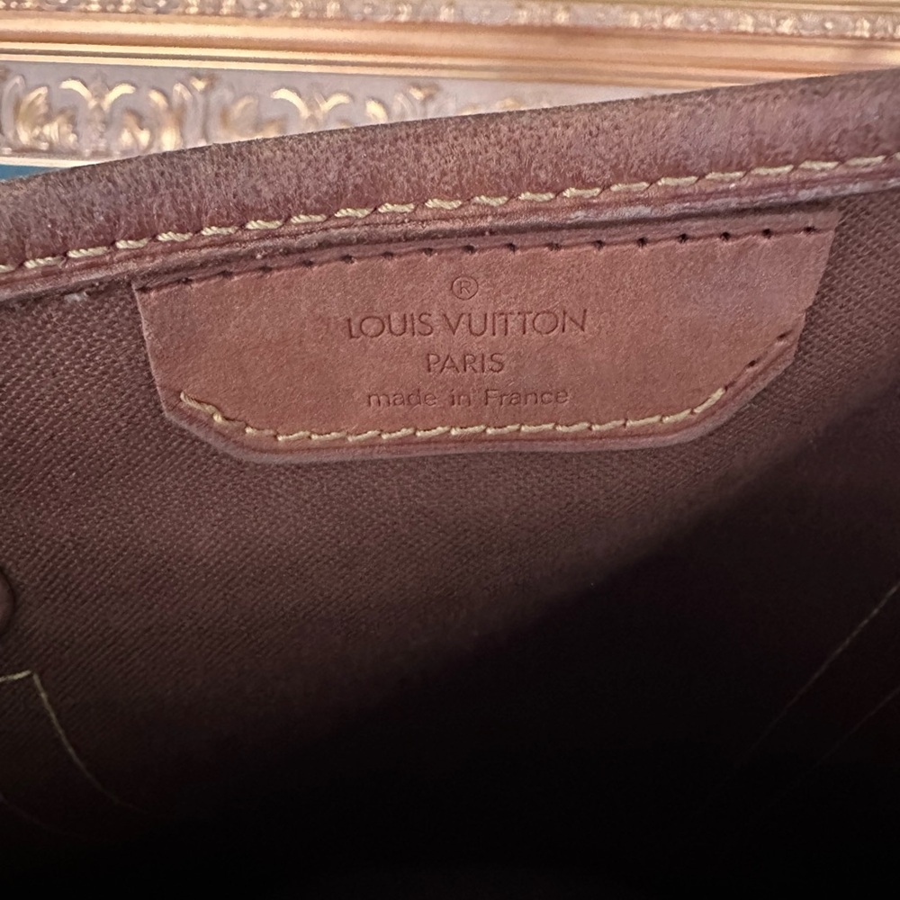 Louis Vuitton Brown Monogram Bucket Bag - Picture 14 of 16